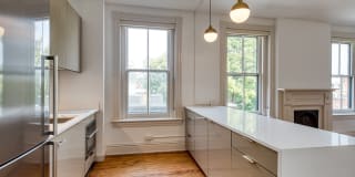 The Edgar at Linden Row Gallery 19