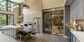 The Ian Apartments Gallery 7