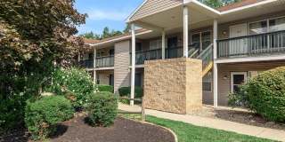 Vandenburgh Place Gallery 2