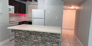 8870 Fontainebleau Blvd 8870 Fontainebleau Blvd Gallery 1