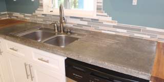 Beautiful 2 bedroom Lakefront Home Gallery 18
