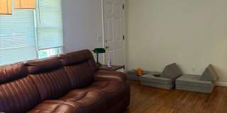 3 bedroom 2 bathroom near St. Mary's Hospital Gallery 8