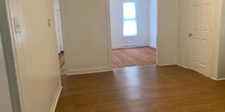 House with Yard and Parking-Video in the Pictures! Gallery 11