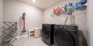 8380 Abercrombie Ln. Gallery 41