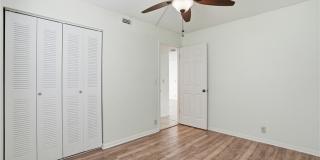 2885 Palm Beach Boulevard Gallery 14