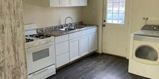 1519 West Perkins Avenue-1519 Gallery 1