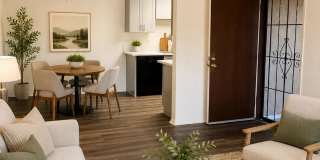10272 Black Mountain Road Gallery 1