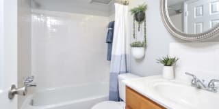 Heather Ridge Apartments Gallery 12