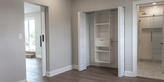 Emhardt Apartments Gallery 14