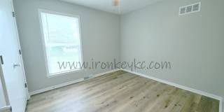 7007 East 132 Street Gallery 19