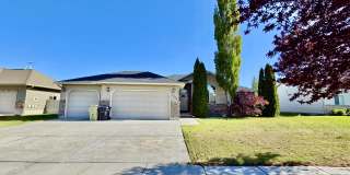 1760 Strawberry Pl Gallery 1