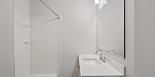 Ready for move in!  Home in water privileged Hillsmere! Gallery 18