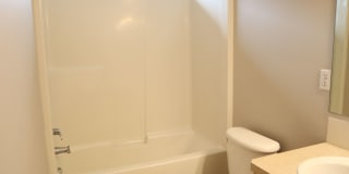 Beautiful 3-Bedroom 2-Story Home in Ridgefield for Rent - 1211 NE 168th St Gallery 28