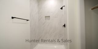 Upscale Three-bedroom Townhome! Gallery 16