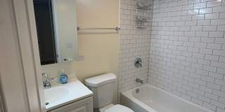 6530 South Ingleside Avenue - B Gallery 6