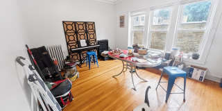 Large 3-bed/1-bath Apartment in the Heart of Rogers Park! Gallery 11