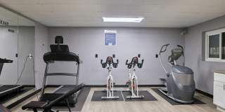 Laurel Pointe Gallery 18