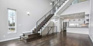 Modern Sunnyside Townhome with Rooftop Deck & Skyline Views Gallery 8