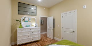 Pacific Mill Lofts Gallery 25