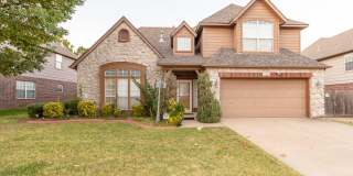 5 Bed / 2.5 Bath in South Tulsa! Gallery 6