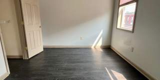 Stunning 6-Bedroom Townhome Steps Away from Temple! Available NOW! RENT SPECIAL - One Month FREE on 13-month lease! Gallery 25