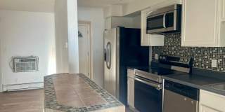 1 bed Condo Available in SouthWest Denver! Top Floor! Gallery 1