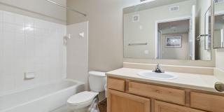 2/2 condo available now at the Villagio for annual lease Gallery 22