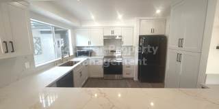 ***NEWLY RENOVATED 2 bed, 2 bath Townhouse in Carlsbad / La Costa - Available 06/01*** Gallery 4