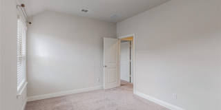 961 Waterview Drive Gallery 20