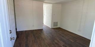 Freshly Updated 2BR/1BA Apartment-Affordable Gallery 5