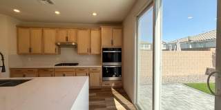 Spacious Southwest Las Vegas Gem | 5 Beds, Loft & 3,000+ Sq Ft Living Gallery 11