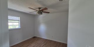 852 Garnet St Gallery 6