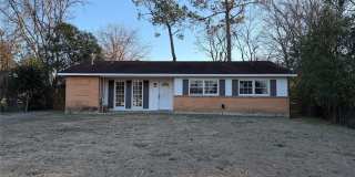 350 Southlawn Drive Gallery 1