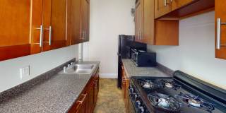 Nicely renovated studio in the heart of Fenway! Gallery 1