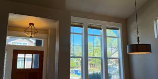 SW Bend - 3 Bed 2.5 Bath -Fenced-Corner lot-Amenities Gallery 16