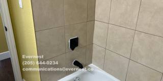 1006 East 15th Avenue Gallery 33