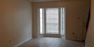 118 C Oakridge Ave Gallery 1