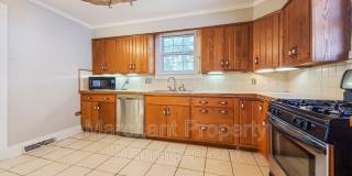 38 Keowee Avenue Gallery 12
