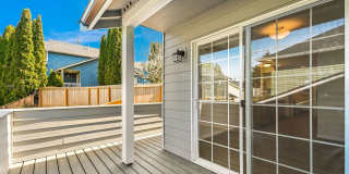 Beautifully Finished Home In A Great Location! Gallery 26