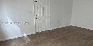 4080 SW 2nd Ter Gallery 4