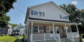 127 Pine Street Gallery 1