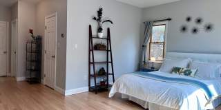 322 E Beech Gallery 9