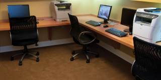 Senior Housing - Hawthorn Village Gallery 19