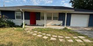Peaceful Country Living with Modern Comforts! Gallery 1