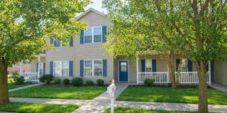 Beautiful 3 Bedroom Condo Gallery 1