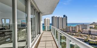 16500 Collins Ave Gallery 53