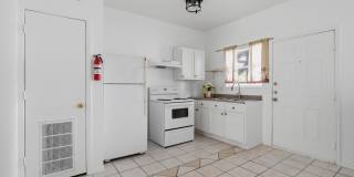 1706 W CRAIG PL Gallery 6