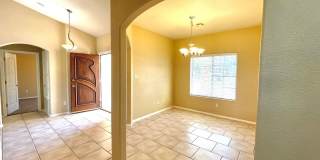 Pool Home in Victoria Meadows Gallery 4