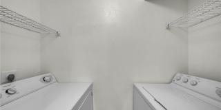2885 Winkler Avenue Gallery 10