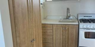 643 4th street Gallery 17